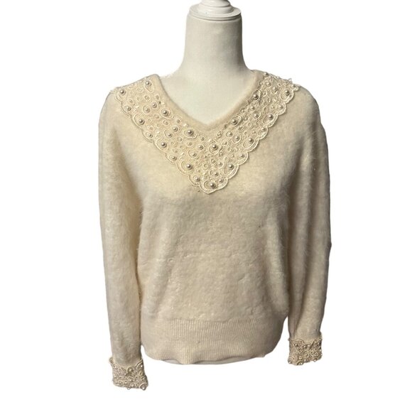 Connie A Lee Pearl Angora Sweater Size S/M - Picture 1 of 3